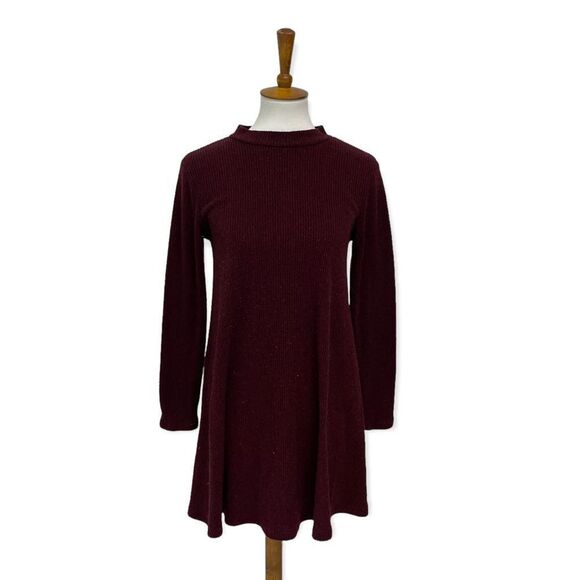 Old Navy Wine / Burgundy mock neck tunic
sweater top Medium - Picture 1 of 9
